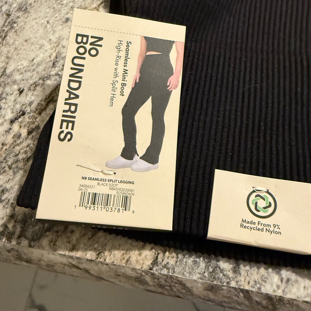 No Boundaries Ribbed Black Womens Leggings
